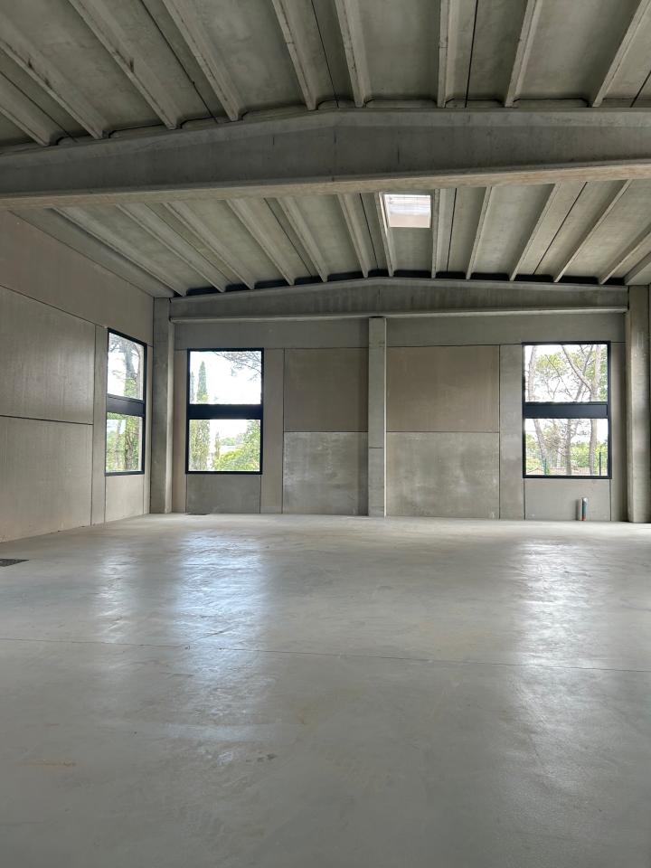 Local d'activité Mougins 612m² Location local d'activité Mougins Alpes-Maritimes OLACT2529532 12
